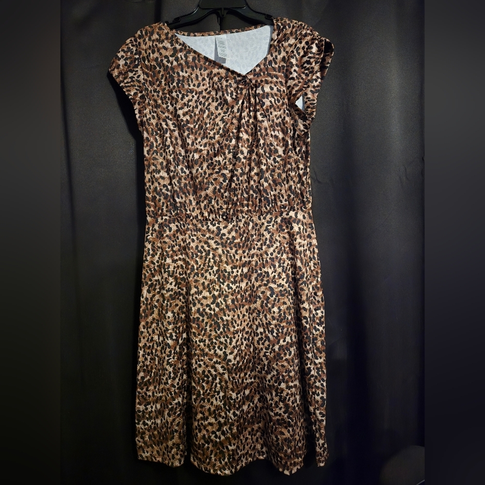 Leopard Print Cap Sleeve Dress | Stretch Fit Casual Midi Dress | Women’s L